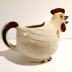 Vintage 1940s Shawnee American Pottery Chicken Pitcher